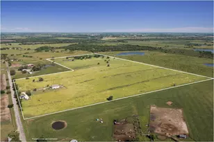 459 Co Rd 450, Thorndale, TX 76577 - Photo 33