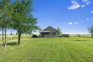 459 Co Rd 450, Thorndale, TX 76577 - Photo 7