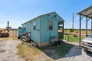 459 Co Rd 450, Thorndale, TX 76577 - Photo 23
