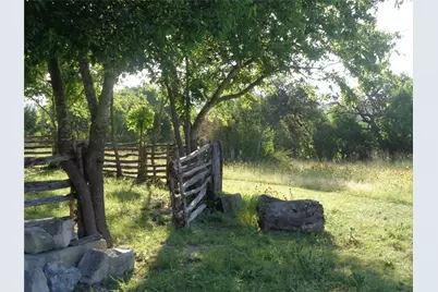 684 Stoneleigh Road, Center Point, TX 78010 - Photo 37