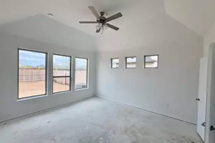 25608 Becky Bourn Ln, Elgin, TX 78621 - Photo 5