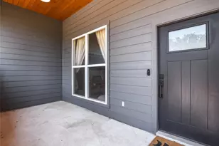 114 E Keomuku Ln, Bastrop, TX 78602 - Photo 3