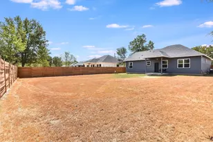 114 E Keomuku Ln, Bastrop, TX 78602 - Photo 27