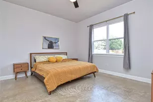 114 E Keomuku Ln, Bastrop, TX 78602 - Photo 13