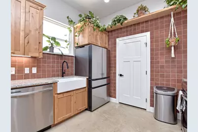 114 E Keomuku Lane, Bastrop, TX 78602 - Photo 11