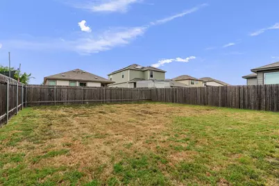 720 Bailey Park Drive, Jarrell, TX 76537 - Photo 27
