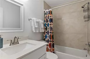 6409 Burns St, Austin, TX 78752 - Photo 11