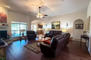 1502 Hamilton St, Burnet, TX 78611 - Photo 5