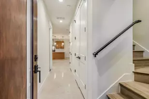 1127 Gunter St, Austin, TX 78702 - Photo 11