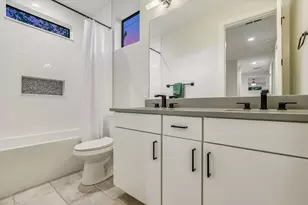 1127 Gunter St, Austin, TX 78702 - Photo 17