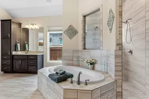 213 Garden Gate Ln, Liberty Hill, TX 78642 - Photo 25