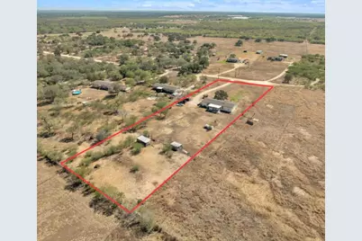 401 High Ridge Meadows Drive, Gonzales, TX 78629 - Photo 5