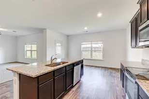 117 Fairfax Ln, Jarrell, TX 76537 - Photo 11