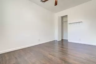 912 Catalpa St, Austin, TX 78702 - Photo 11