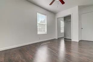912 Catalpa St, Austin, TX 78702 - Photo 13