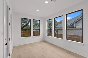 1429 Purple Petunia Ln, Georgetown, TX 78628 - Photo 11