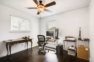 312 W William Cannon Dr, Austin, TX 78745 - Photo 17