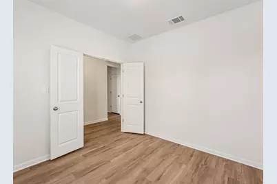 128 Maple Hedge Road, Hutto, TX 78634 - Photo 5