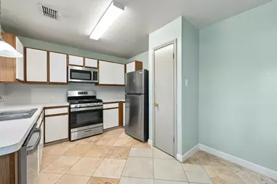 5505 Mesquite Grove Road, Austin, TX 78744 - Photo 13