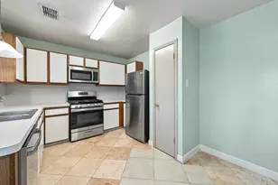 5505 Mesquite Grove Rd, Austin, TX 78744 - Photo 13