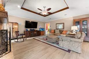 9702 Beauchamp Square, Austin, TX 78729 - Photo 7