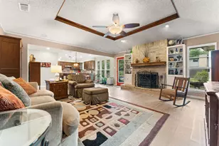 9702 Beauchamp Square, Austin, TX 78729 - Photo 5
