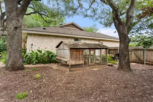 9702 Beauchamp Square, Austin, TX 78729 - Photo 33