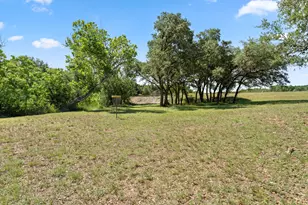 700 Rogart Dr, Spicewood, TX 78669 - Photo 33