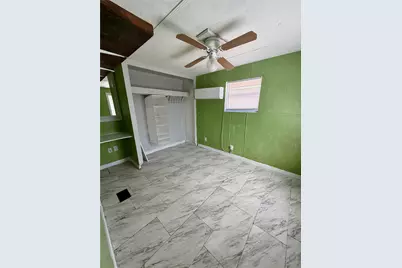 109 Seminole Drive, Smithville, TX 78957 - Photo 9