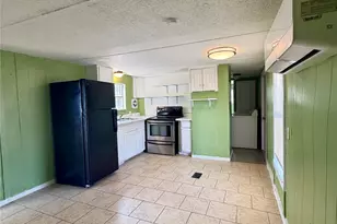 109 Seminole Dr, Smithville, TX 78957 - Photo 5