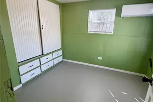 109 Seminole Dr, Smithville, TX 78957 - Photo 7