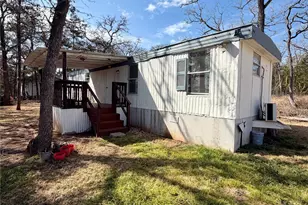 109 Seminole Dr, Smithville, TX 78957 - Photo 1