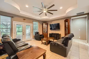 195 Heritage Oaks Dr, Cedar Creek, TX 78612 - Photo 5