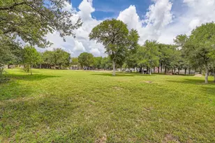 195 Heritage Oaks Dr, Cedar Creek, TX 78612 - Photo 35