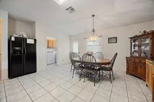 116 Quail Hollow Dr, Hutto, TX 78634 - Photo 11