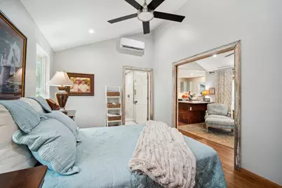 801 1/2 Bishop Street, Smithville, TX 78957 - Photo 11