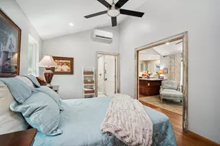 801 1/2 Bishop St, Smithville, TX 78957 - Photo 11