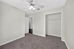 612 Losoya Ct, Hutto, TX 78634 - Photo 17