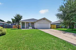 612 Losoya Ct, Hutto, TX 78634 - Photo 3