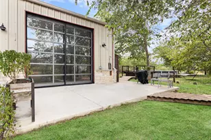 218 Alexandra Ln, Dale, TX 78616 - Photo 15