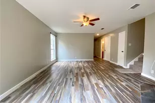 2007 Kirksey Dr, Austin, TX 78741 - Photo 7