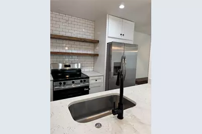 2124 Burton Drive #133, Austin, TX 78741 - Photo 5