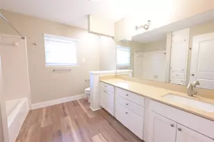 2106 S Colorado St, Lockhart, TX 78644 - Photo 19