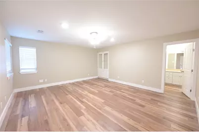 2106 S Colorado Street, Lockhart, TX 78644 - Photo 13