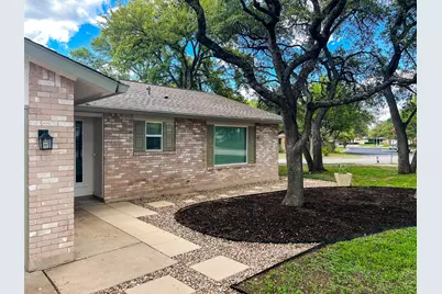 7736 Croftwood Drive, Austin, TX 78749 - Photo 3