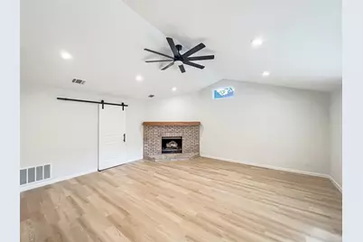 7736 Croftwood Drive, Austin, TX 78749 - Photo 5