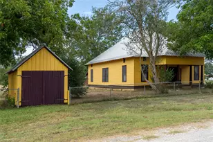115 N Lockhart St, Paige, TX 78659 - Photo 1