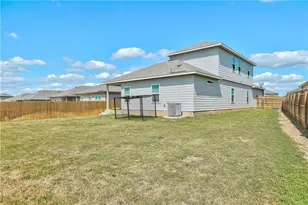 205 Freedom Park Ave, Liberty Hill, TX 78642 - Photo 29