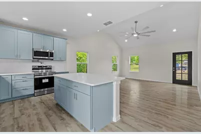 408 Griffin Street, Luling, TX 78648 - Photo 5