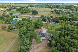 408 Griffin St, Luling, TX 78648 - Photo 33